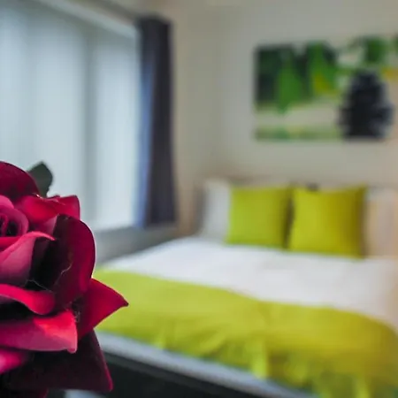 Ur Pad - 4 Bedrooms - 4 Bathrooms - Somerset House Casa vacanze Birmingham