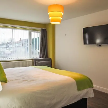 Ur Pad - 4 Bedrooms - 4 Bathrooms - Somerset House Casa vacanze