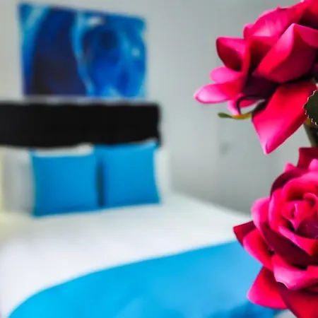 Ur Pad - 4 Bedrooms - 4 Bathrooms - Somerset House * Birmingham