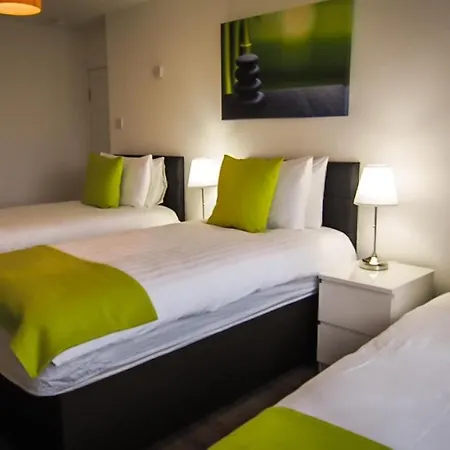 Ur Pad - 4 Bedrooms - 4 Bathrooms - Somerset House